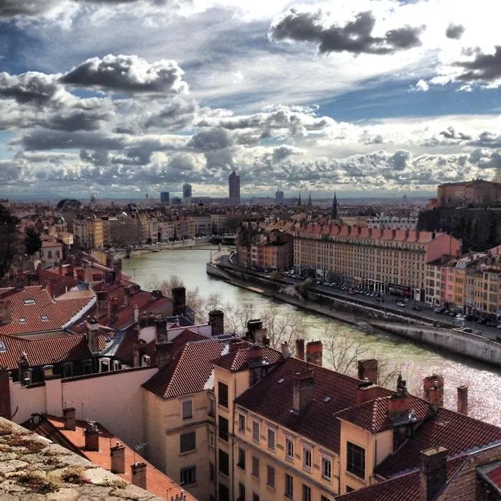 L Ancien Canut Cosy Lyon Apartment